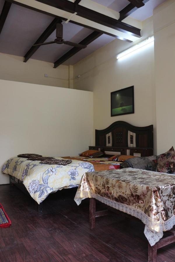 Mother Hostel Varanasi Eksteriør billede