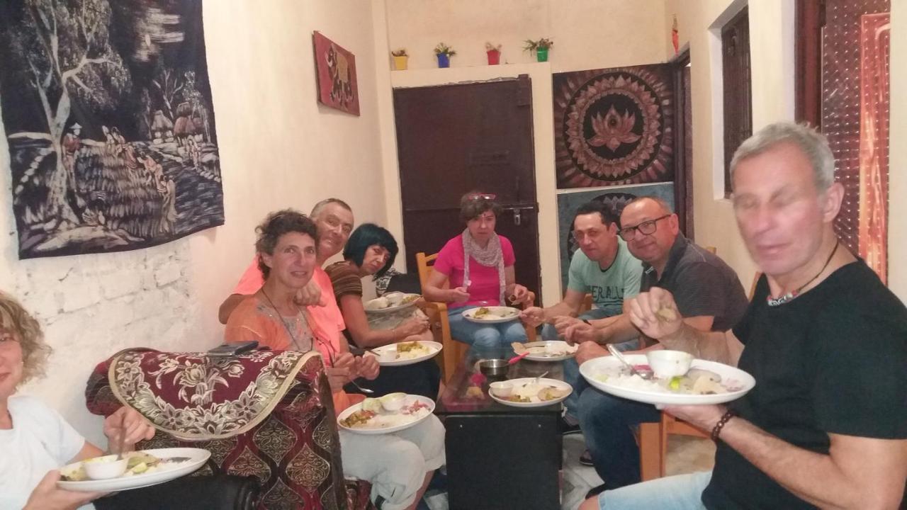 Mother Hostel Varanasi Eksteriør billede